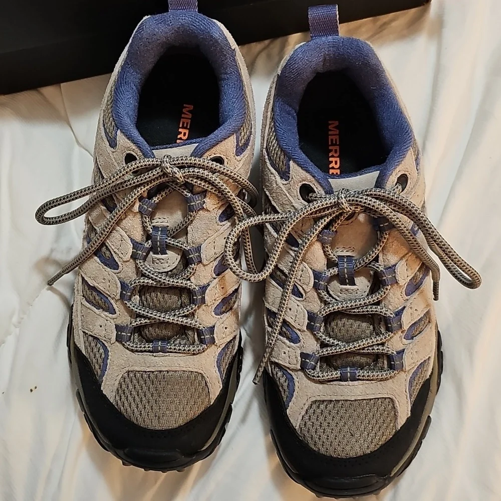 Merrell Gray and Blue Trail Shoes - Picture 3 of 10